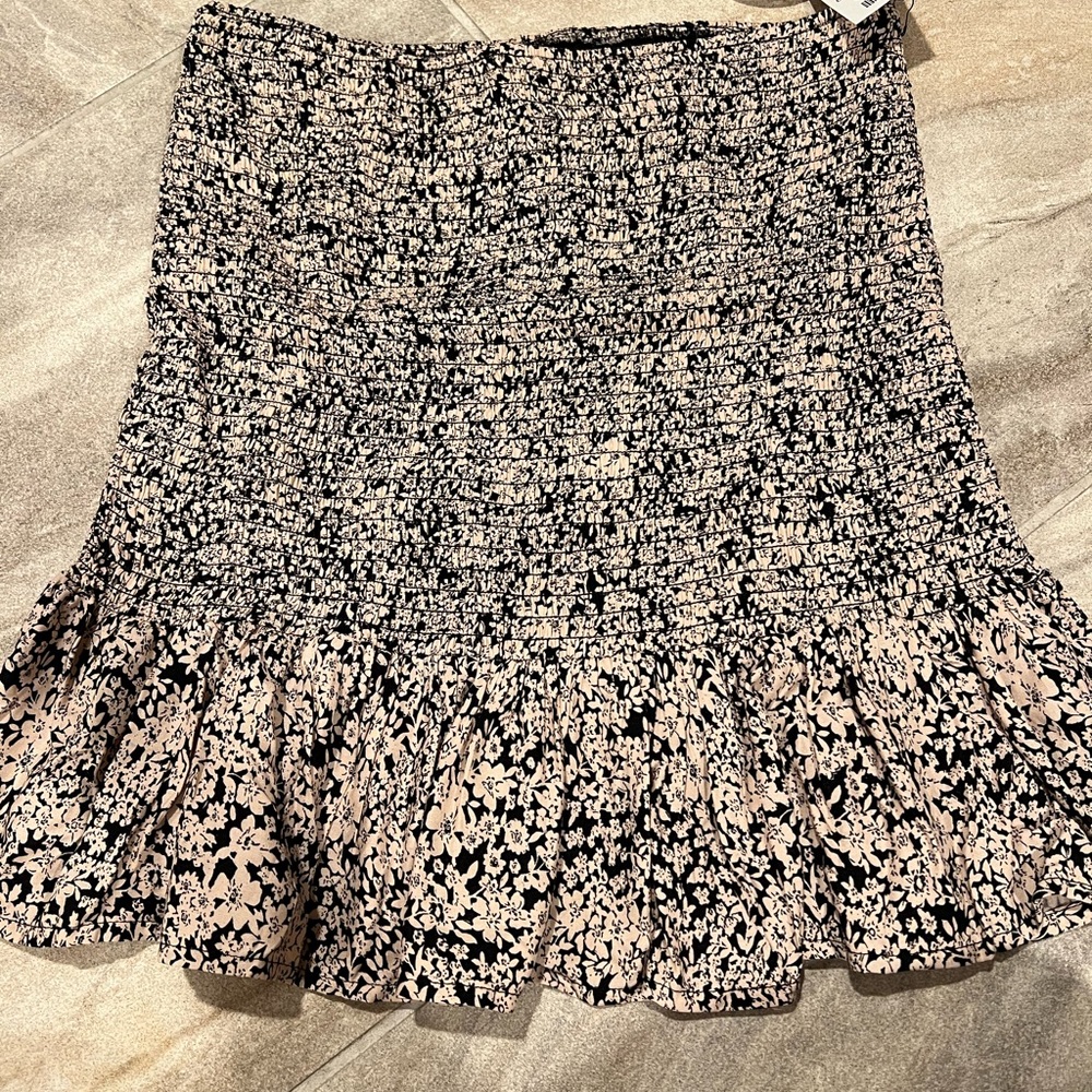 Black and nude skirt